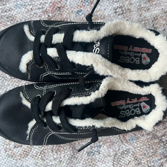 BOBS from Skechers Shoes - Bob’s Sketchers Beach Bingo Fur Lined Sneaker